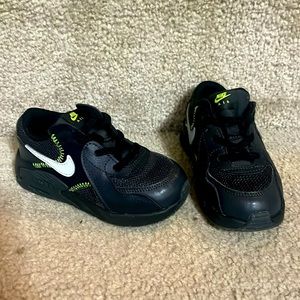 Nike air max toddler boys 8c